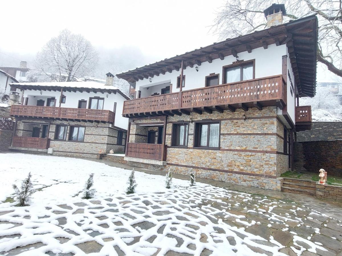 Къщи За Гости Неси Lešten Exteriér fotografie